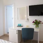 Luxury Skystar-split Couette-café 4*