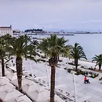 Luxury Skystar-split 4* Split