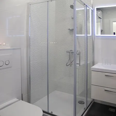 Luxury Skystar-split