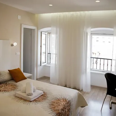 Luxury Skystar-split 4* Спліт